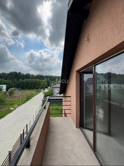Oferta Vila duplex in imediata vecinatate a padurii - 15
