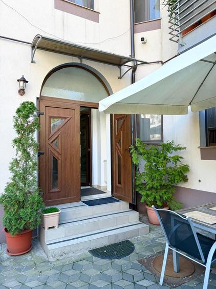 Casa Radio / Cismigiu / Vila cu curte / 4-5 Camere / Parcare