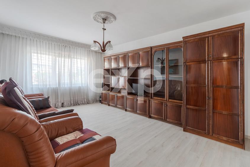 Apartament 3 camere decomandat, etaj 1, Xenopol