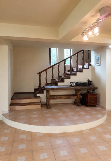 Casa individuala, 350 mp, zona Sasar