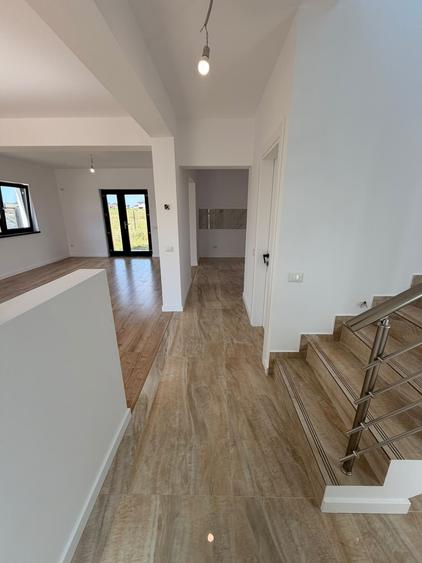 Casă P+1 |  4 camere | 2 bai | 394 mp teren | Berceni