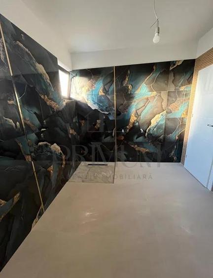 Duplex finalizat - bucatarie inchisa - dormitor la parter