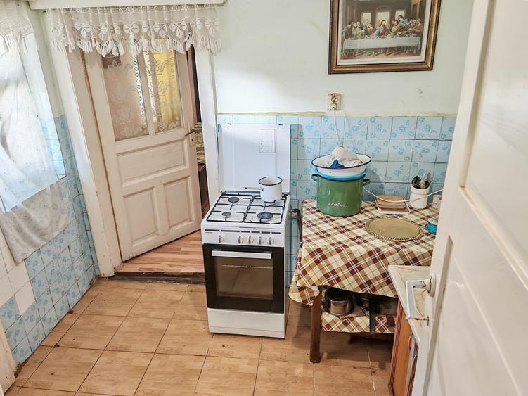 Râșnov - zona Eminescu, casa cu 1000 mp teren.