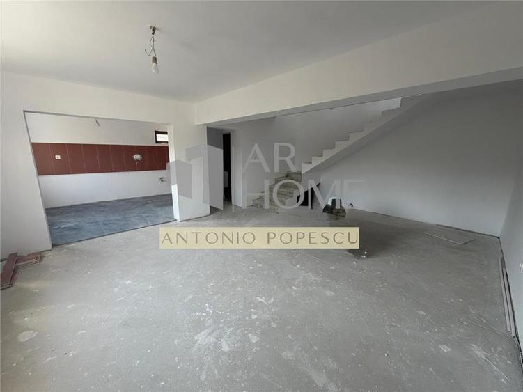 Casa 5 camere, P+1, in Strejnicu, Prahova.