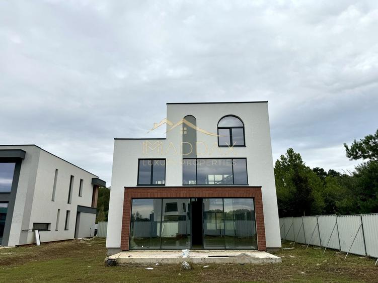 Masterpiece ARK VILLA *863SQM of land* / 309SQM built / Balotesti