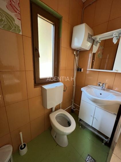 Casa-langa studiourile Buftea, 2 constructii, curte cu pomi, 2300mp, langa lac - 19