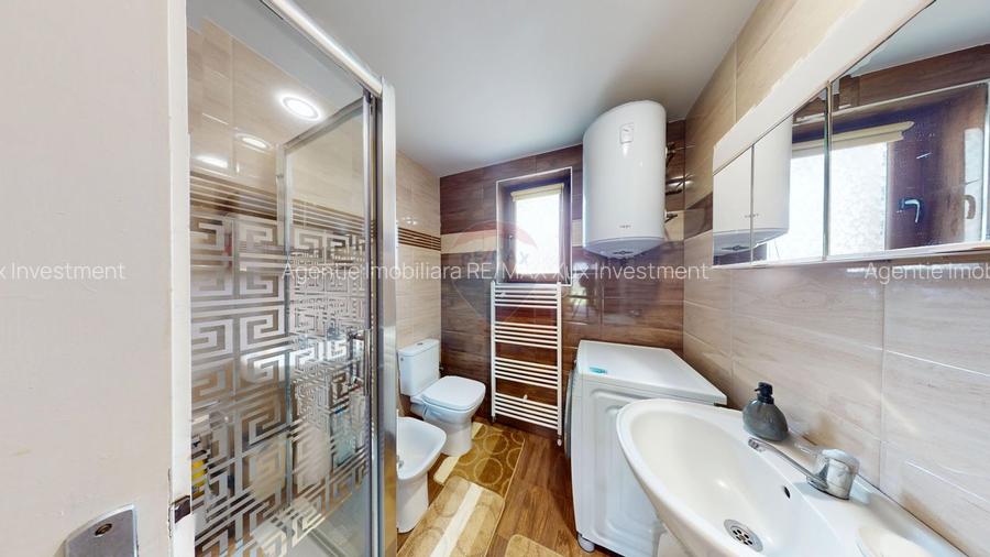 Casă / Vilă cu 4 camere de vânzare în zona Calea Poplacii - 5