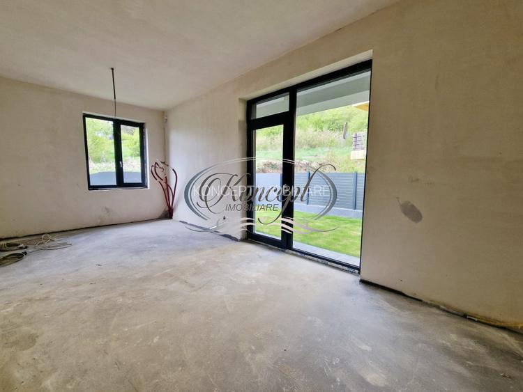 Casa exclusivista cu terasa si vedere panoramica - 16