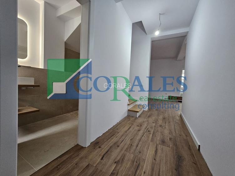 Despartit prin casa scarii! Zona buna! Asfalt! Toate utilitatile! - 3