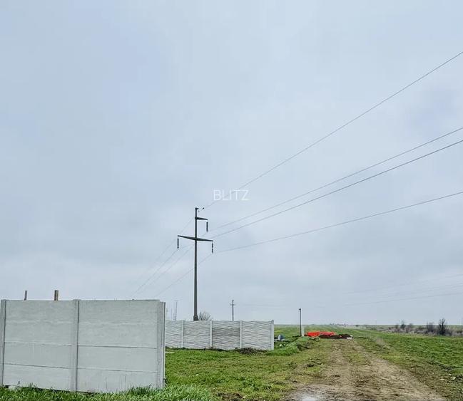 Teren Simnicu de sus - Dudovicesti  Oportunitate de investitie - 2