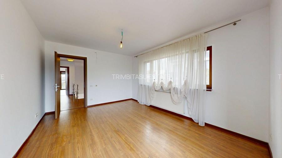 Oportunitate Excepțională de Investiție și Dezvoltare Imobiliară! - 11