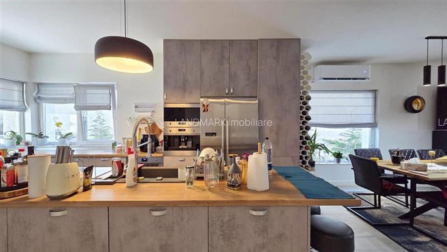 VILA PE PARTER SUPERBA MOBILATA / UTILATA CU PISICINA SI TEREN GENEROS - 13