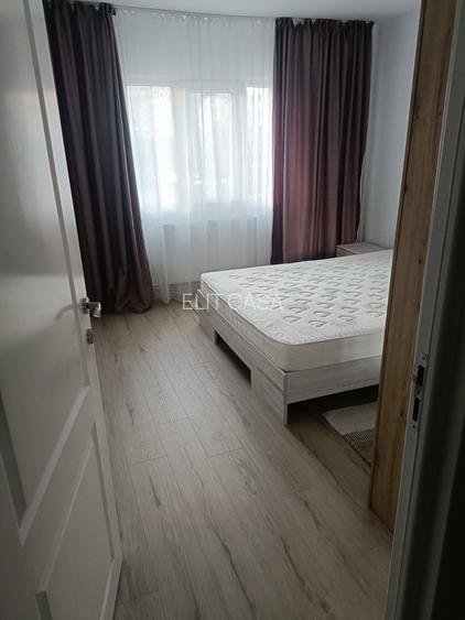 Apartament cu 2 camere, decomandat, zona Tatarasi - 2