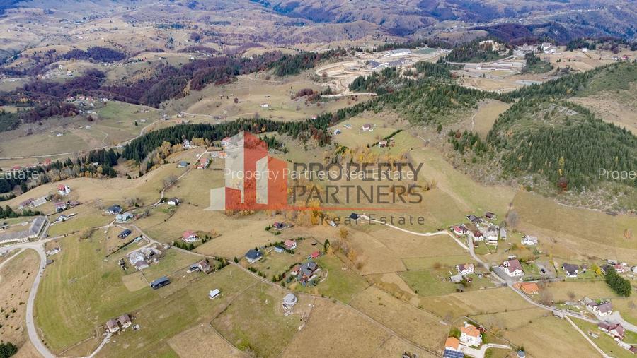 Teren cu PUZ aprobat Fundata / priveliste superba - 5