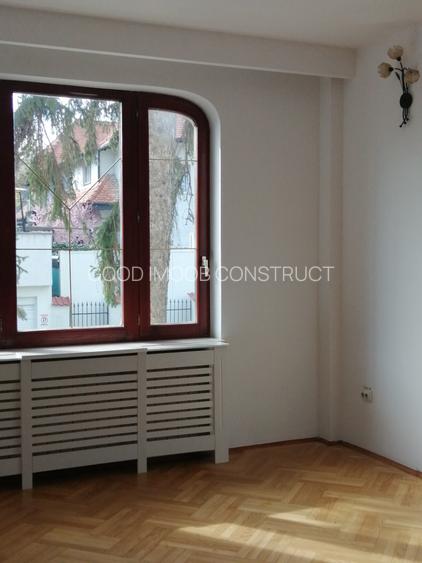 Închir Vila Floreasca 9 camere - 17