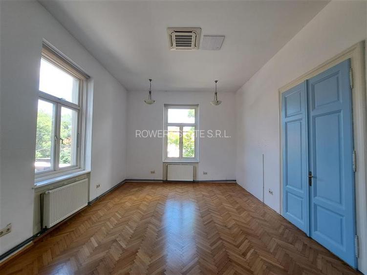 Casa individuala,Birou, 500 mp utili, situata in zona Centrala! - 2