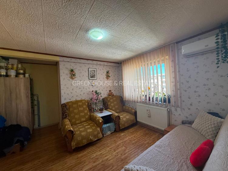 Apartament 3 camere-decomandat-bloc de caramida-zona Sc. Gen. Andrei Saguna - 16