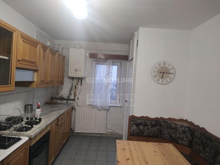 Apartament 3 camere în zona STRAZII VIILOR - 9