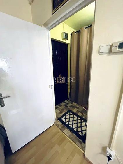 Garsonieră cu balcon în Sibiu | Zona Calea Dumbrăvii | Etaj 3/5 - 7