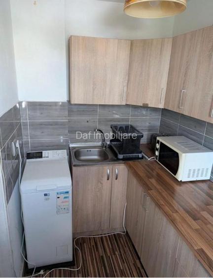 52500euro -Garsoniera langa metrou Gorjului-bloc mix - 4
