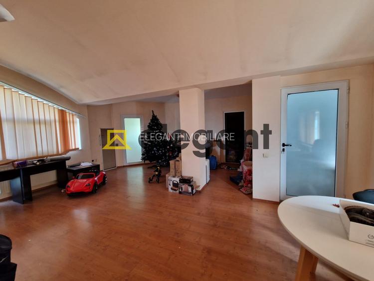 Casa D+P+1E+M si spatiu S+P, 862 mp, teren 690 mp, Piata Chiriac - 25