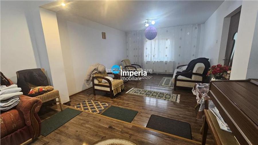 Casa spatioasa in Bucium – Visan, aproape de supermarket TLT - 2