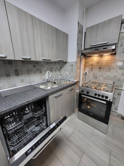 Apartament 2 camere Drumul Taberei | 50 m metrou Constantin Brancusi | 2 bai - 7