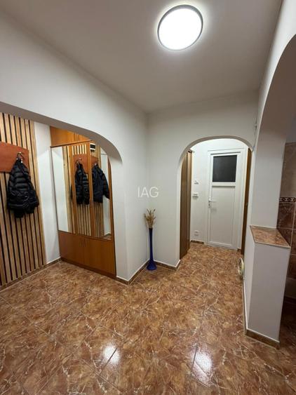  Apartament 2 camere de închiriat – zonă centrală  modern, luminos - 12