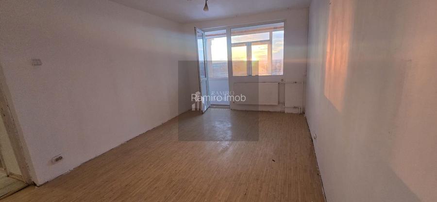 Apartament 3 camere  GIURGIULUI 72 mp DE RENOVAT - 9