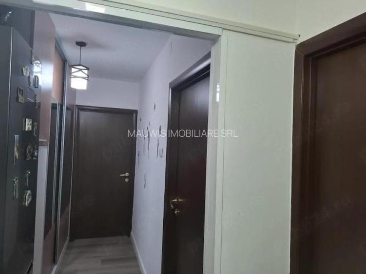 Vand apartament cu 2 camere in zona Straja Sector 4 - 2