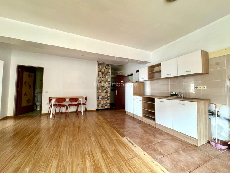 Apartament 3 camere, Parcare, 70MP, Zona OMV Calea Turzii - 2