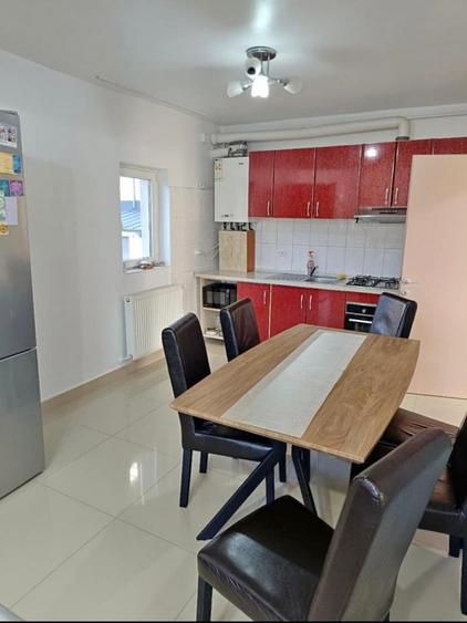 Apartament spațios cu 4 camere + living, în bloc nou – Calea Moldovei