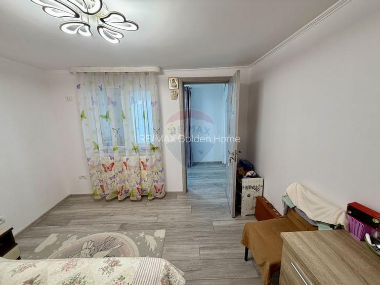 Casă / Vilă cu 4 camere de vânzare în zona Central - 23