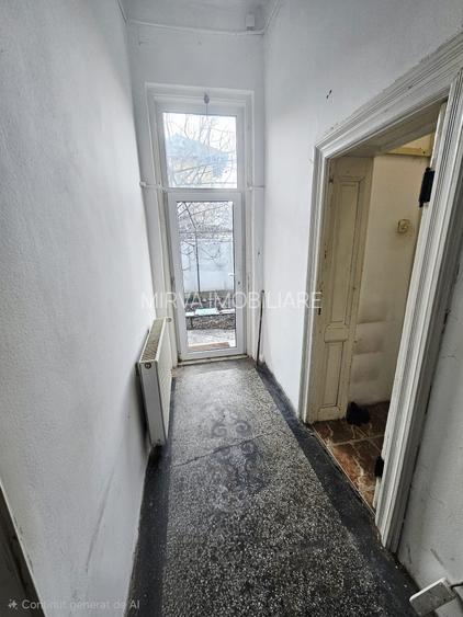 Casă cu arhitectură interbelică, 5 camere, teren 409 mp – Central - 36