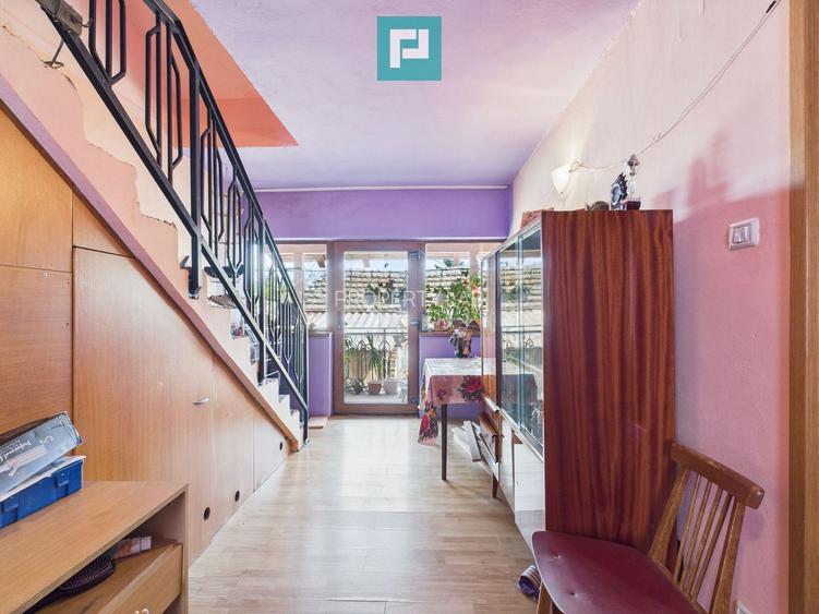 Casă individuală în Săcălaz - 2063 mp teren - 32