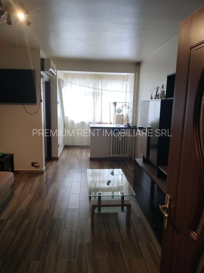 Dristor, garsoniera, 1 minut metrou, 300 euro, PET FRIENDLY, mobilata, utilata - 9