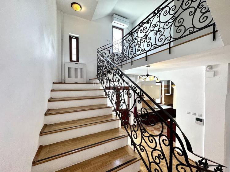 Vila 8 camere vis a vis de Piata Floreasca, garaj, curte proprie - 7