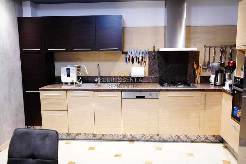 Vila deosebita cu 6 camere, zona Aparatorii Patriei, Sector 4 - 12