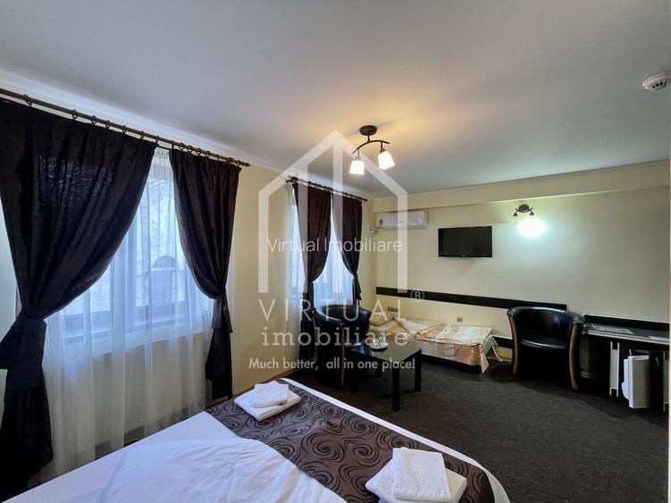 Vila/Pensiune cu 3 corpuri, 34 de camere, sala de fitness - Central - 34