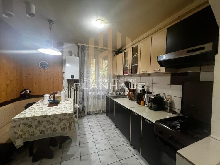 Apartament 4 camere,zona Pizza Albina ,cartierul Săsar  - 13