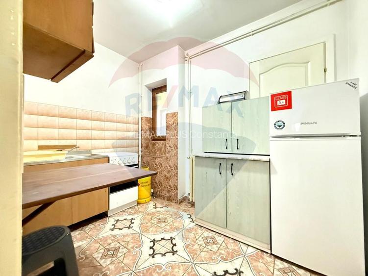 Casă / Vilă cu 5 camere de vânzare pe Bulevardul Ferdinand Constanta - 14