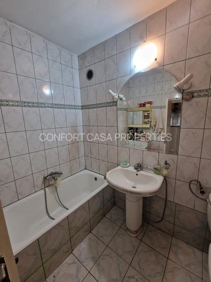 Eroii Revolutiei -  Casa  locuibila - teren 363 mp - deschidere 20.71 mp - P+1E - 6