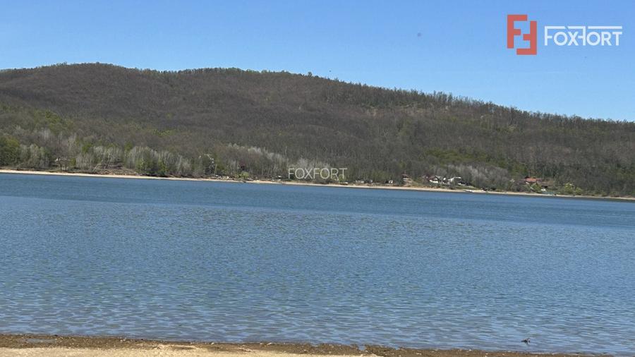 Teren de vanzare 6000 mp cu iesire la Lac Surduc - 3