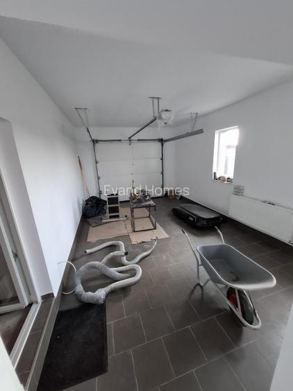 Casa individuala cu garaj,  finisaje premium si teren generos  - 12