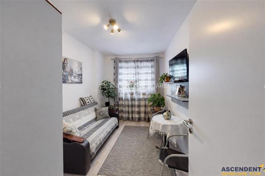 Pe 2 niveluri, Penthouse modern la bulevard, parcare, boxa, Tractorul Nou, Braso - 12