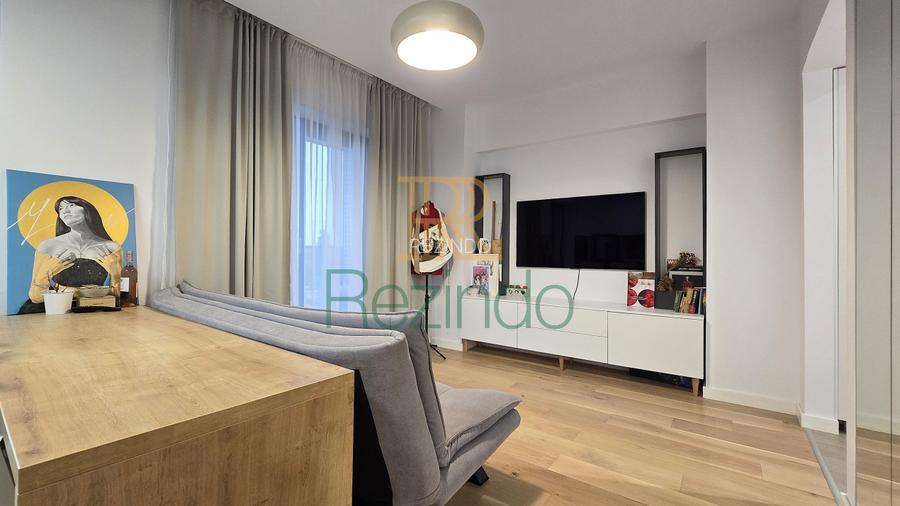 Studio dublu modern gata de mutat, in ansamblu premiat | VIDEO - 2