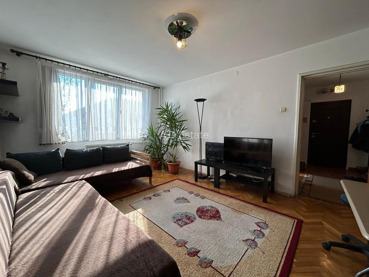 1 Decembrie 1918 3 Camere  Etaj 2 62 Mp 7 Min Metrou Bloc 1975 Reabilitat - 4