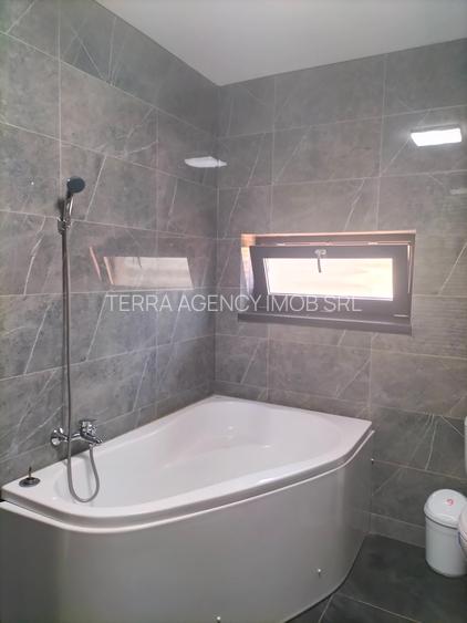 Închiriez o superbă casă P + 1, în orașul Mioveni. - 10