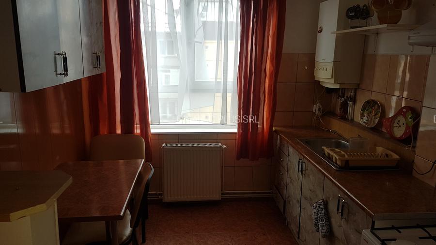 Apartament 2 camere semidecomandat de închiriat– Str. Petuniei, cartier TEREZIAN - 17