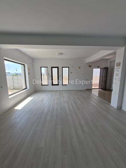Vila P+1E+M, 6 camere, teren 300 mp! - 21